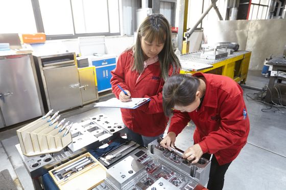 A base de molde personalizada parte a cor de aço da matéria-prima de molde 50c